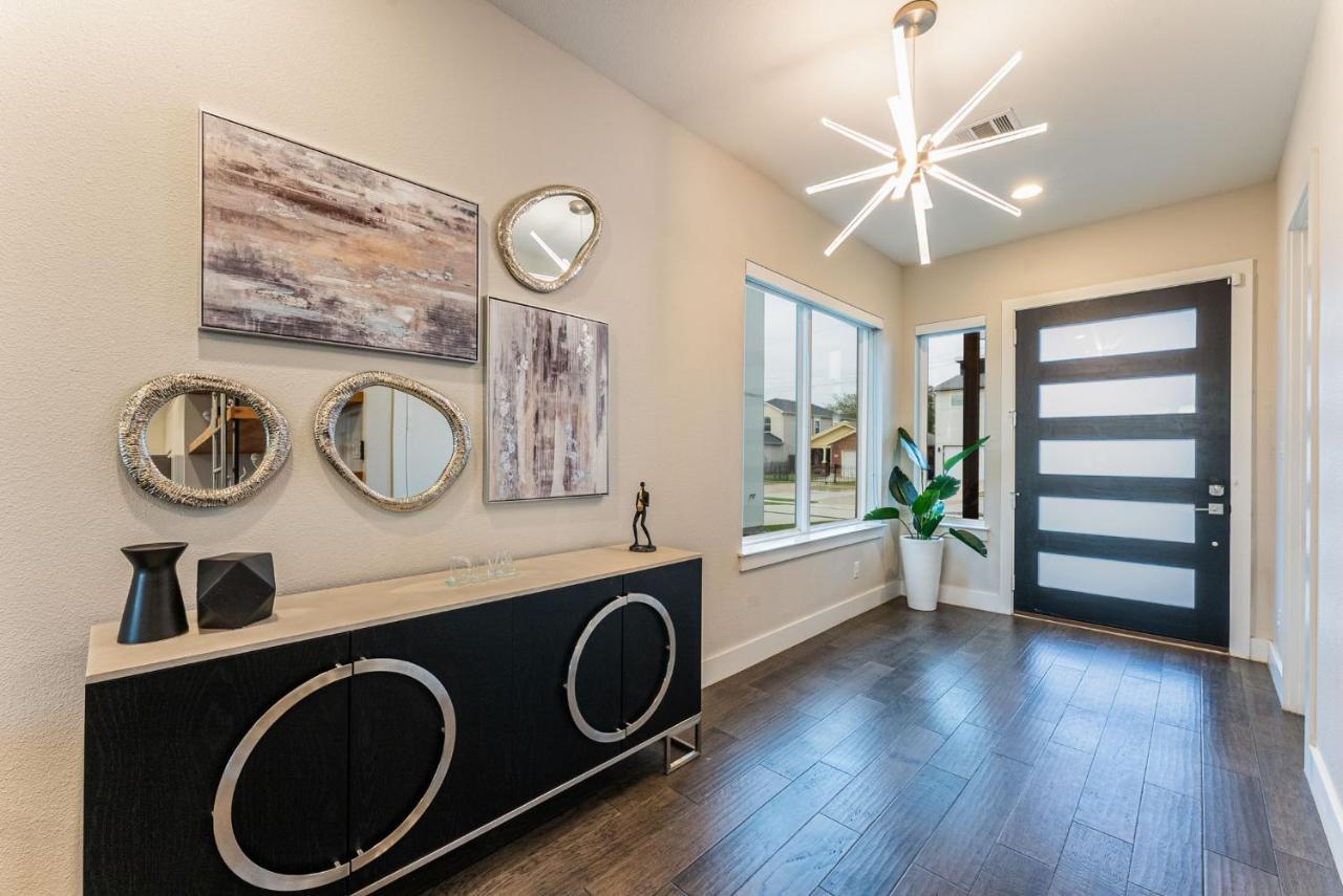 Luxury Home With Rooftop Views Dallas Eksteriør bilde